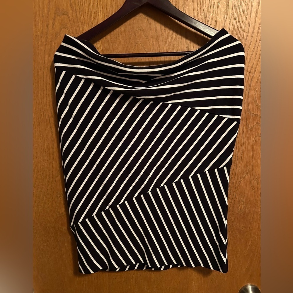 Black and white  pencil skirt